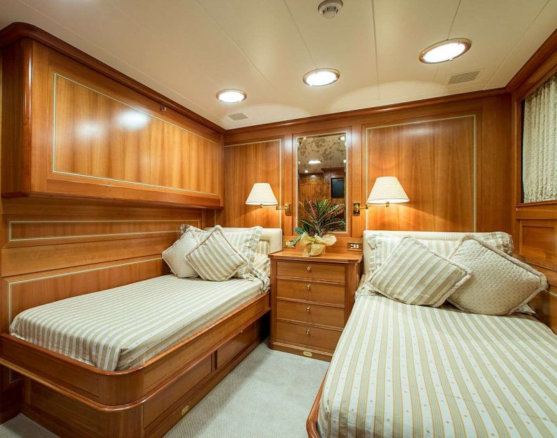 Sailing yacht Perini Navi 40 for sale Lower deck twin cabin abyacht.com