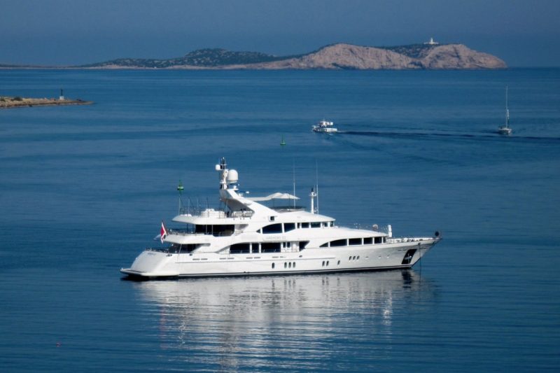 Benetti 44M 2009 for sale Anchored Starboard view abyacht.com