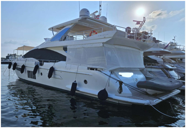 Azimut 80 2015 Portside view from pier abyacht.com