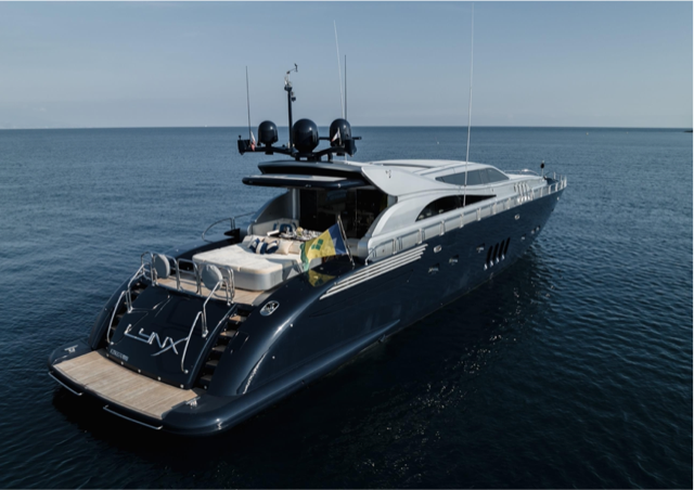 Leopard 34 M 2007 From stern