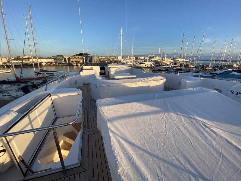 Cantieri de Pisa 34 M 1999 for sale sundeck from stern abyacht.com
