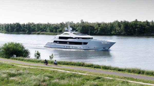 HEESEN AGNETHA for sale running abyacht.com