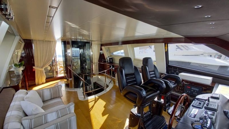Amer Sundeck Helm